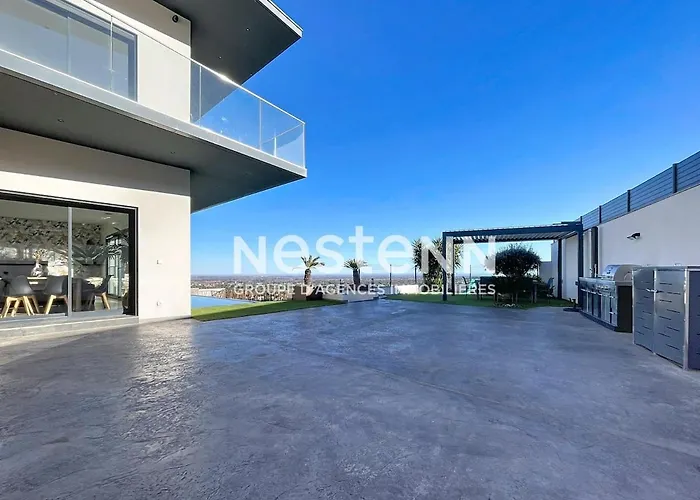 3980-magnifique Avec Piscine Villa *
